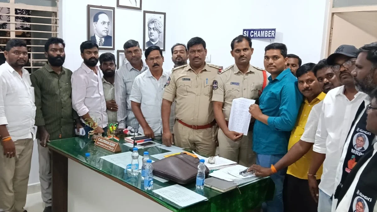 మంగంపల్లిలో ఆలయ ప్రవేశ వివక్ష ఆరోపణలు.. ఎమ్మార్పీఎస్ ఆగ్రహం